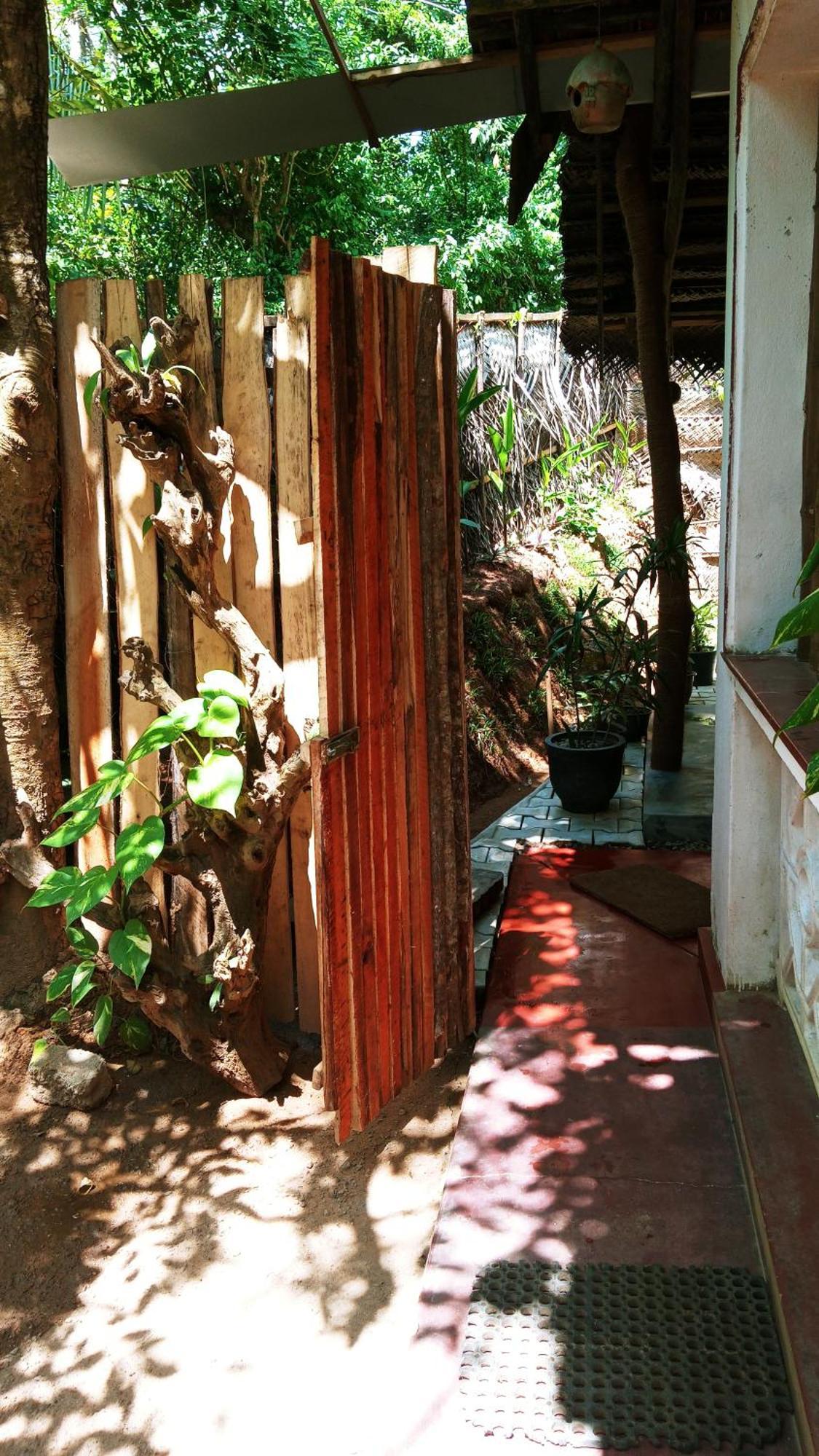 Bed and Breakfast Venora Hiriketiya Dikwella Exterior foto